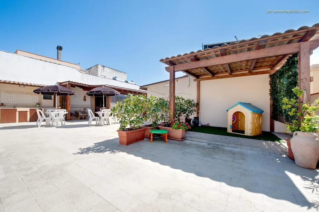 B&B Tra I Due Mari-1